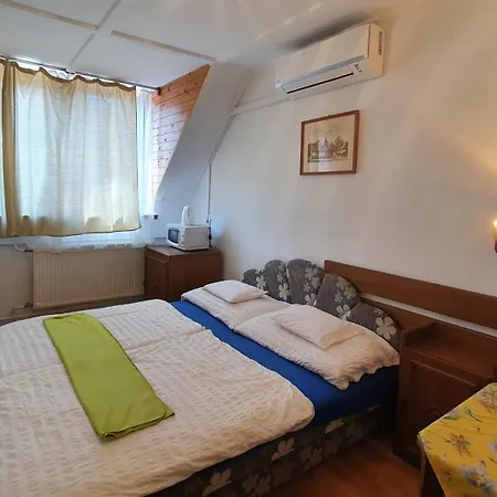Harmonia Ueduelohaz A Apartment Balatonlelle Exterior photo