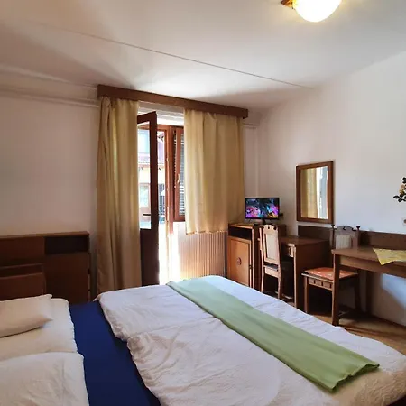 Harmonia Ueduelohaz A Apartment Balatonlelle Exterior photo