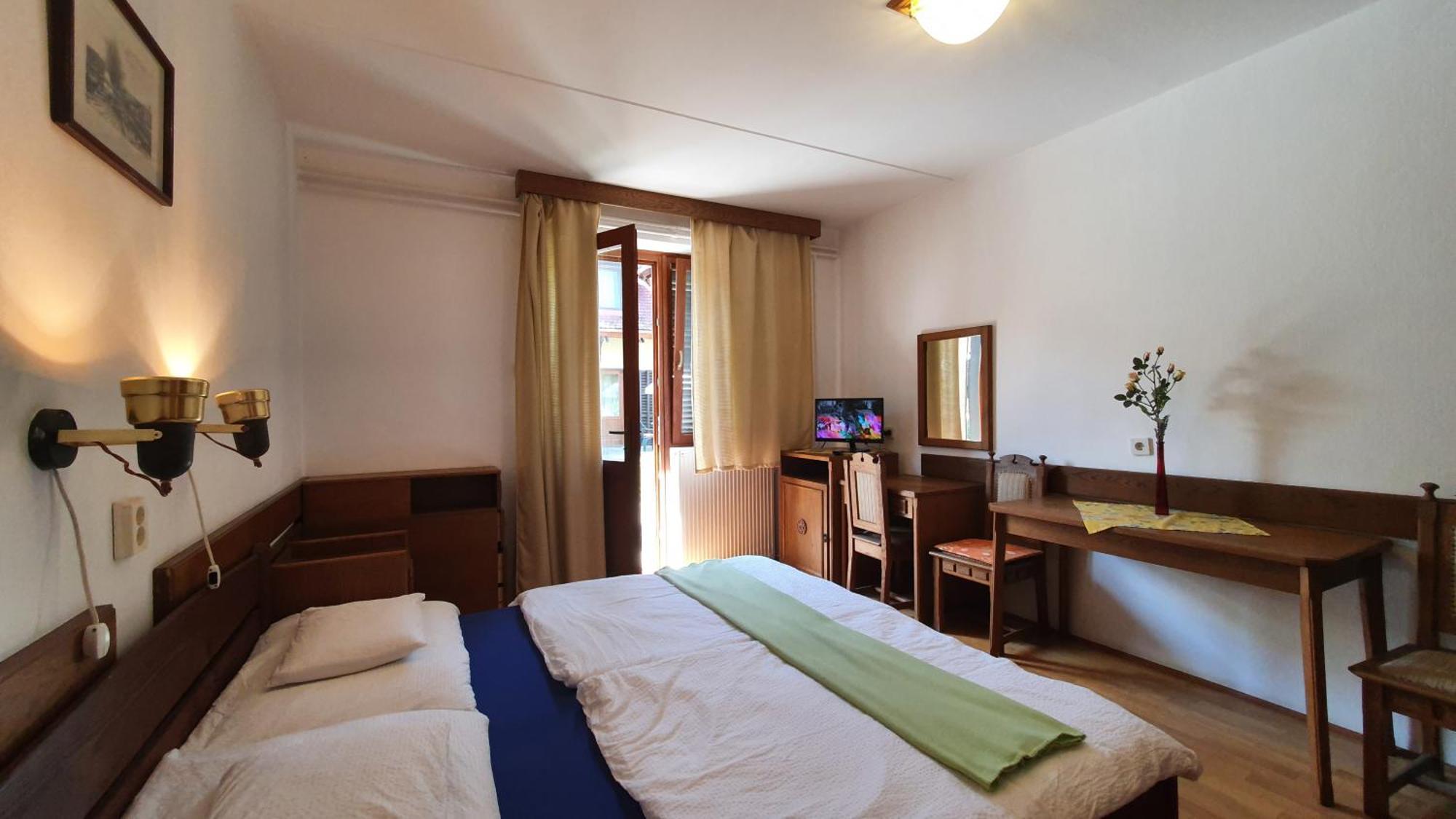 Apartment Harmonia Ueduelohaz A